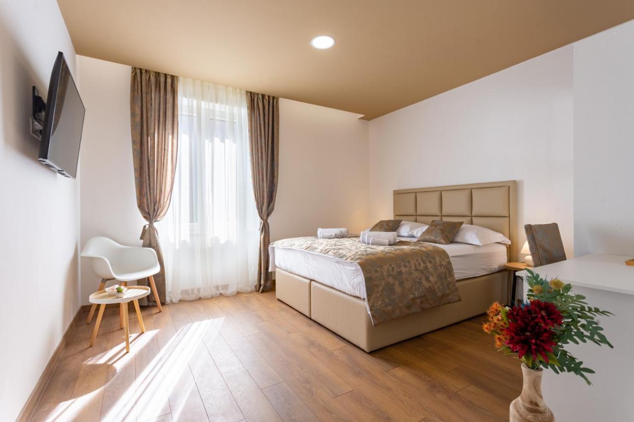 Luxury Rooms Fetivi Сплит Экстерьер фото